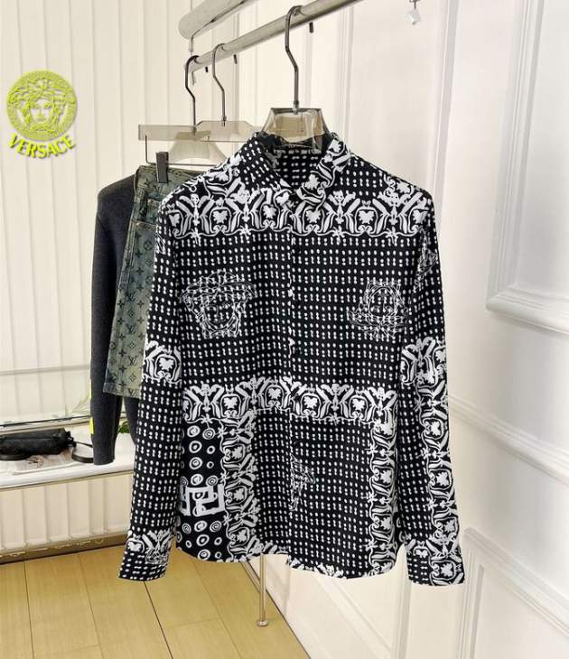 Picture of Versace Shirt Long _SKUVersaceM-4XL12yn22427467